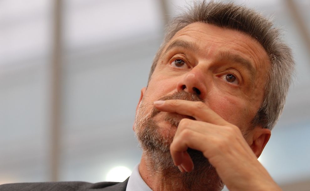 Jobs act. Damiano fa dietro front e vota la fiducia, ma in modo critico