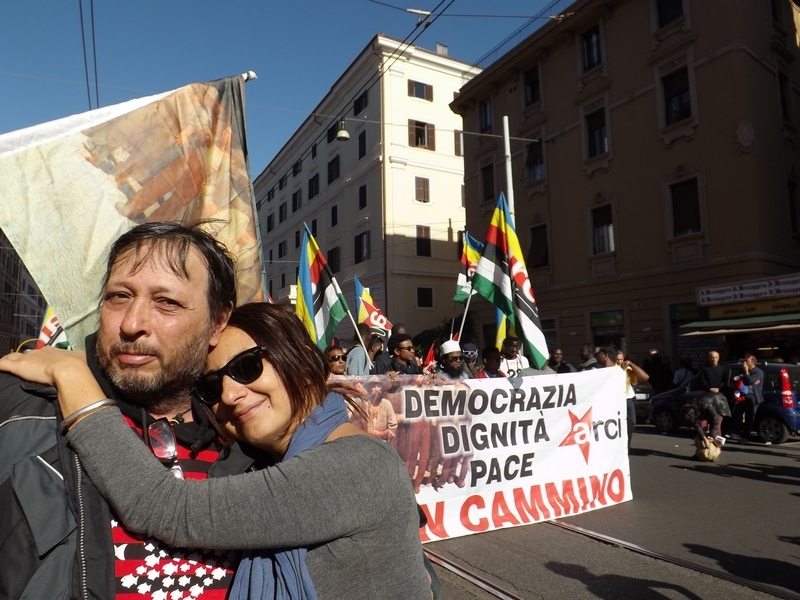 Cgil. Una marea rossa che punta dritto al governo. LE FOTO