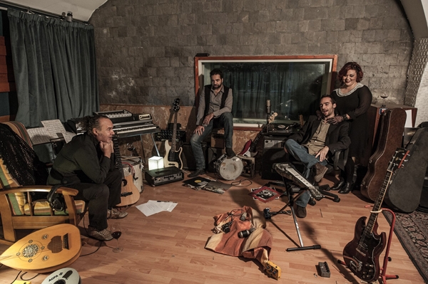 Intervista ai Niggaradio:  “Mixiamo cio che entra nell’orecchio destro e sinistro”. Video