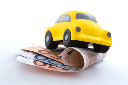 Bollo auto.  Stop di tre anni sulle nuove auto