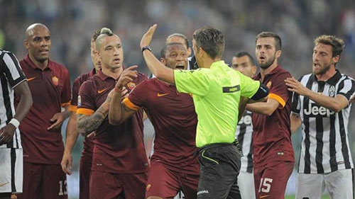 Calcio.SerieA: Juve-Roma, sono sempre polemiche