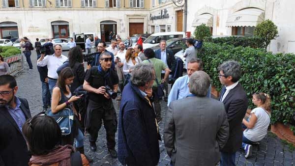 Ilario e Valentino senza lavoro per un intervista a Presa Diretta. Solidarietà dal mondo del lavoro
