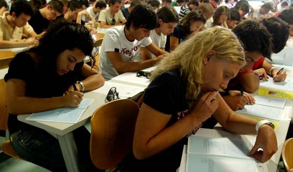 Allarme diritto allo studio. Università inaccessibile per 1 studente su 2