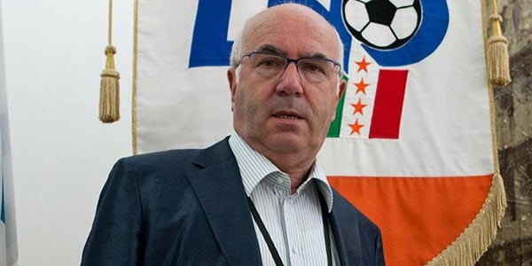 Calcio. Uefa, 6 mesi di stop a Tavecchio per frasi razziste