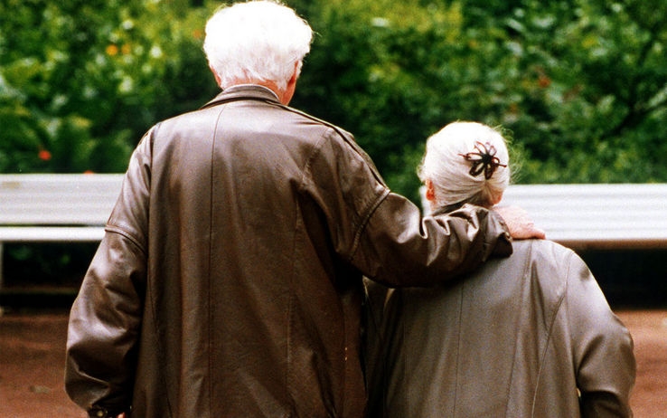 Legge stabilità. No alle pensioni il 10 del mese. Gravi danni per le famiglie