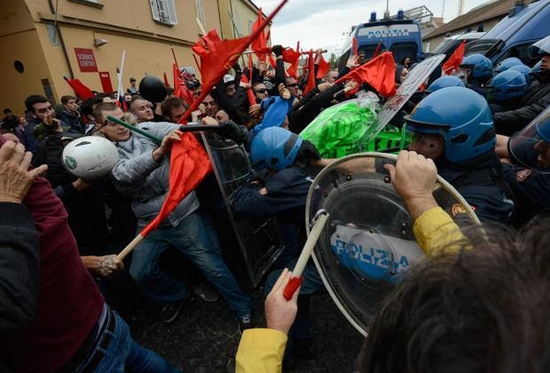 Bagnoli. Contro lo sblocca Italia si infiamma l’animo dei napoletani