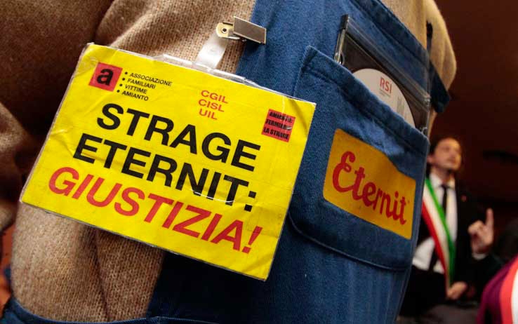 Processo Eternit. Cassazione, reato prescritto e annullamento condanna