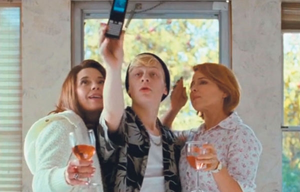 “Mommy”. Inferno e cordoni ombelicali. Recensione. Trailer