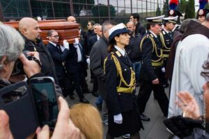 I funerali di Pino Daniele a Roma…tutta ‘nata storia!