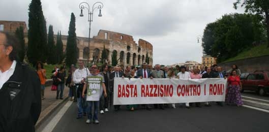 Le famiglie Rom sono le prime vittime di una civiltà in crisi di valori