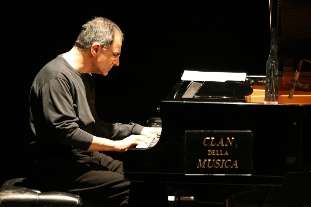 Enrico Pieranunzi. Nel 1998 “Con infinite voci”, l’anima del jazz