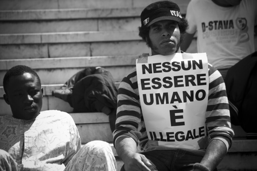 Immigrazione. La vita umana vale zero, facciamo la Leopolda del mare