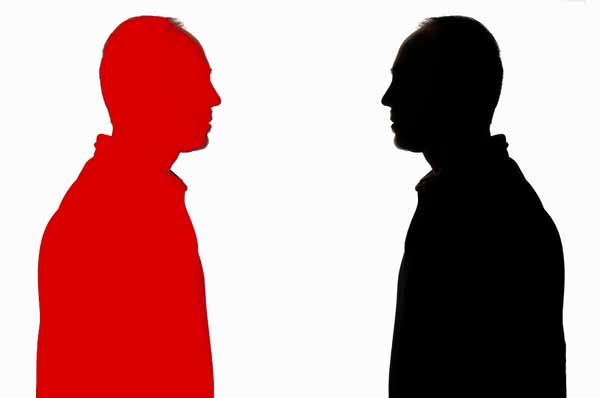 Destra e sinistra estrema a Roma. Piazze diverse, odio genetico, il nemico è lo stesso