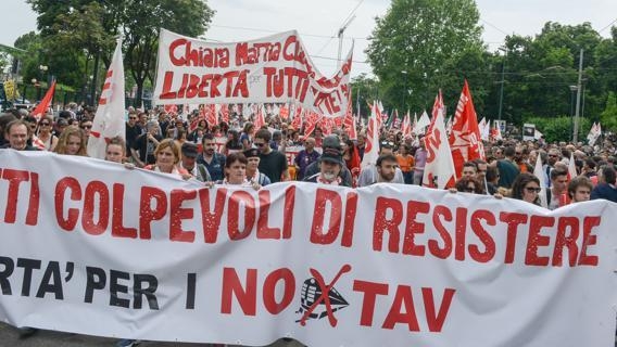 No Tav in piazza. Appello dei sindaci, stop grandi opere