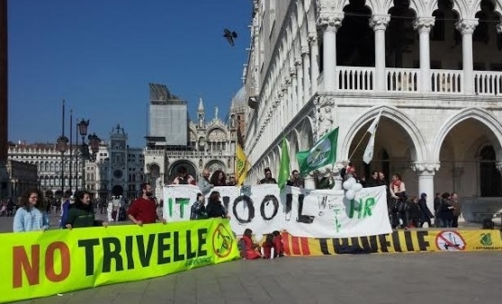 A Venezia, in piazza San Marco, per dire no alle trivelle in Adriatico e al decreto Sblocca Italia