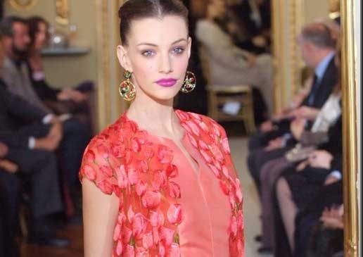 Si ispira all’Oriente la nuova collezione Primavera-Estate di Raffaella Curiel