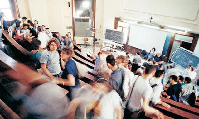 Disastro Università, due abilitati su tre senza cattedra