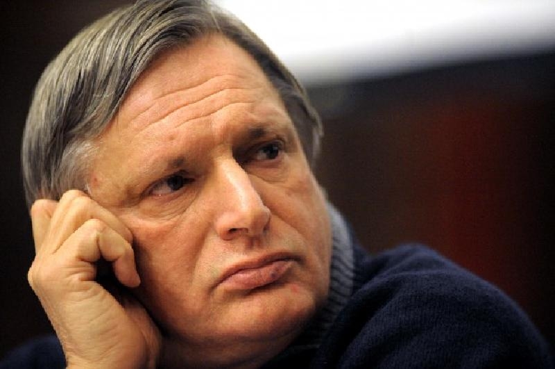 Libera. Don Luigi Ciotti confermato presidente dello storico movimento