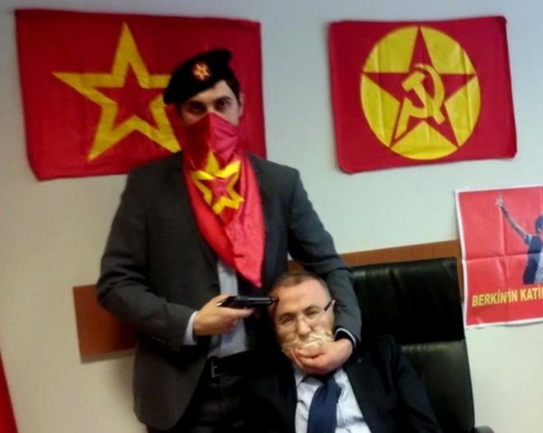 Turchia, magistrato preso in ostaggio in tribunale