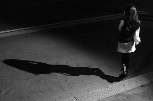 Costretta a prostituirsi. Tre arresti nel Casertano