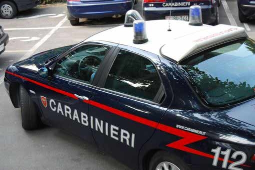 Barletta. Tenta di uccidere ex moglie ma sbaglia persona