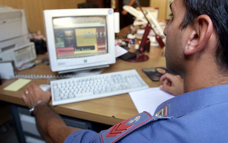 Pedofilia. Minore adescata su social, 5 arresti