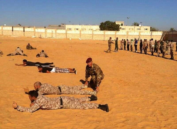 Come l’Italia arma e addestra le milizie libiche