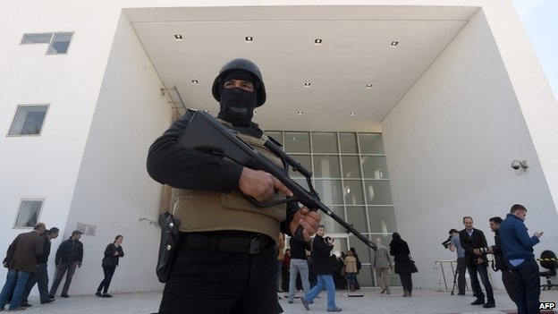 Tunisi. Personale Farnesina riconosce 2 dispersi in obitorio