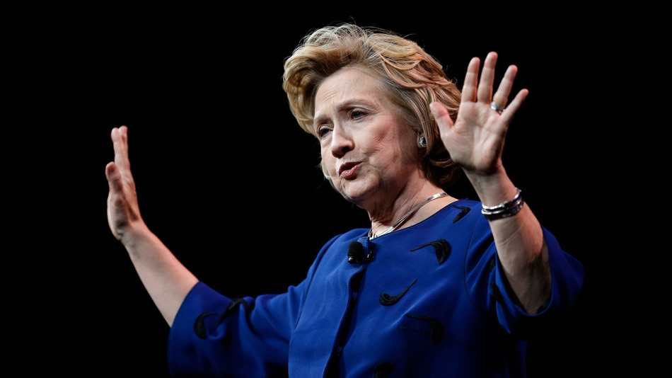 Usa. Hillary, I’m running for president. IL VIDEO