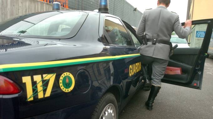 Evasione fiscale. Sequestrati aereo e Ferrari ad avvocato