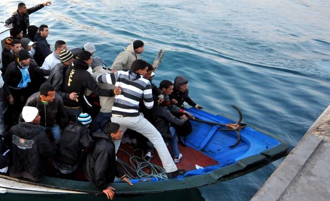 Immigrazione. Sbarcano a Pozzallo 301 migranti, fermato lo scafista