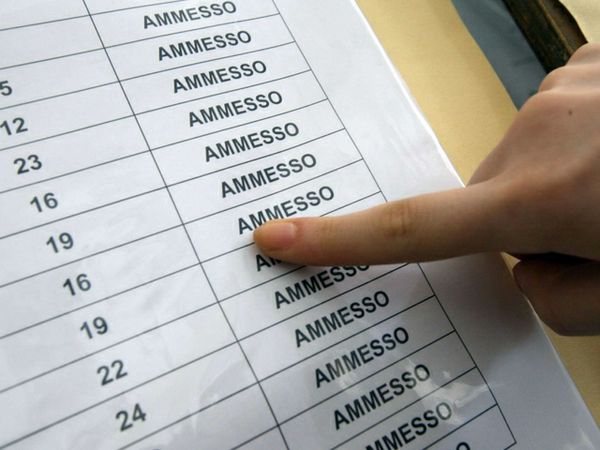 Scuola. Garante boccia il blocco degli scrutini