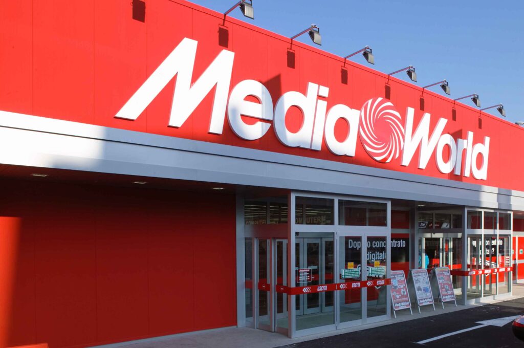 Mediaworld. Domani presidio lavoratori contro tagli e chiusure