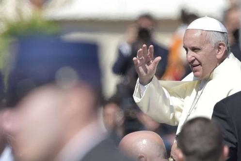 Papa: Sarajevo ha sofferto tanto, mai più guerra