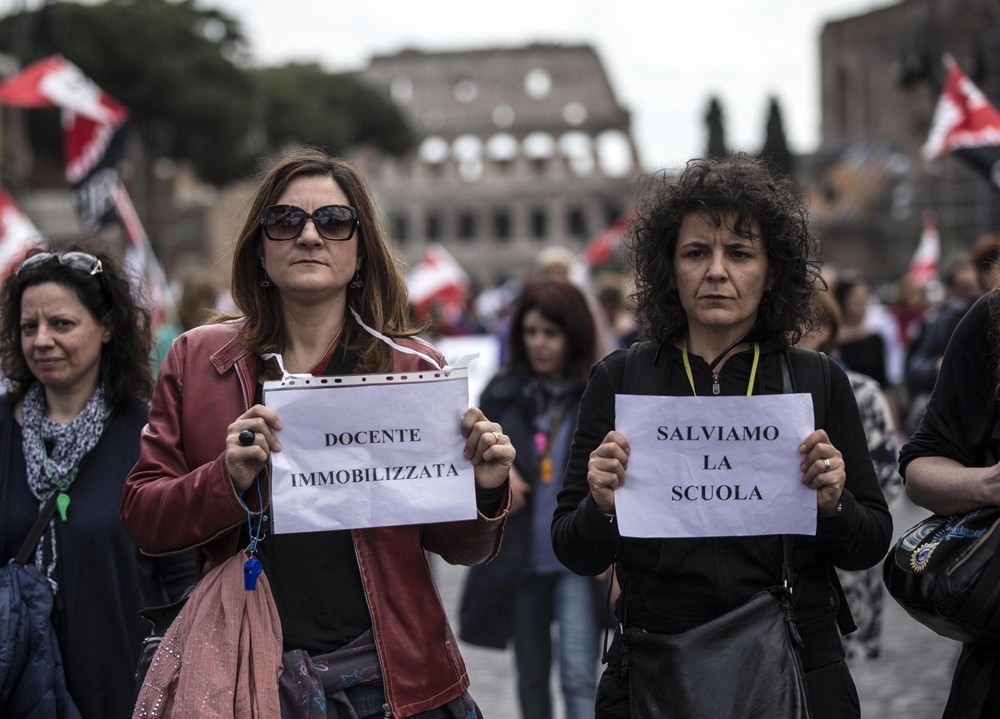 Il voto di fiducia al Senato segna la distruzione della scuola pubblica