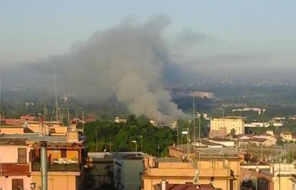 Roma,  incendio nell’impianto raccolta rifiuti Ama