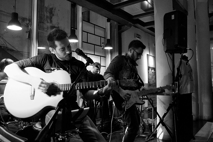 Pink Bricks la tribute band dei Pink Floyd il 27 giugno ad Angri (Sa)