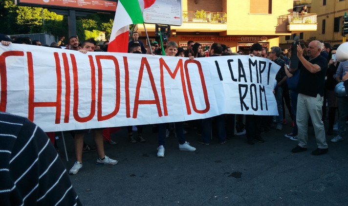 Incidente Roma. Tensione al presidio di Casapound