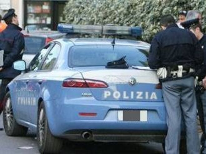 Macabra scoperta a Roma. Cadavere incaprettato chiuso in un sacco