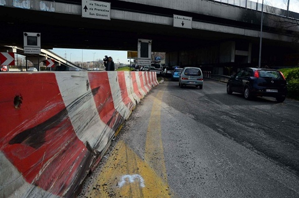 Napoli. Ubriaco in auto contromano per 5 Km sulla tangenziale. 2 morti