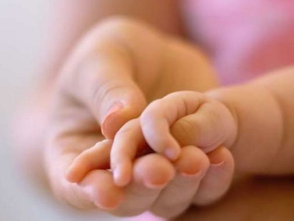 Ragazze madri. Le monofamiglie crescono. Parlano le mamme