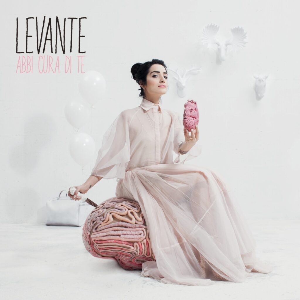 Musica. Levante, un astro che sorge con personalità. Video