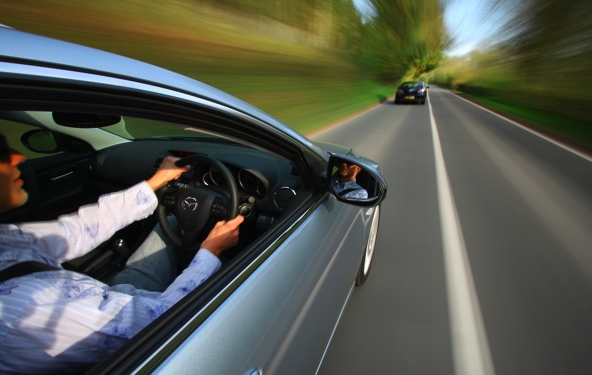 Guidare un auto con 35 gradi è come ubriacarsi