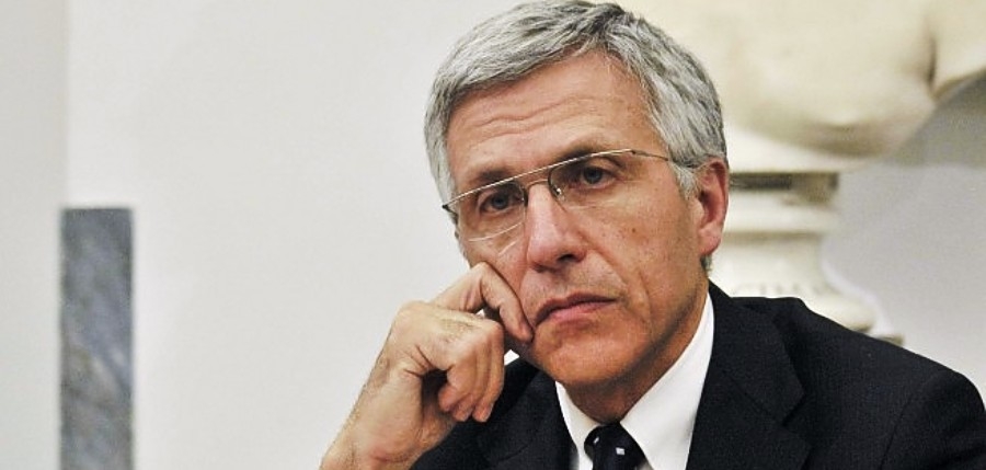Roma la giunta perde pezzi. Nieri nel tritacarne mediatico