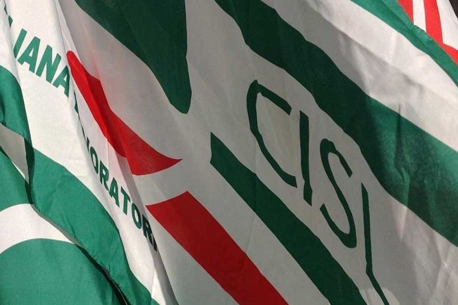 Cisl, mega stipendi ai dirigenti. Furlan “cambiamo rotta”