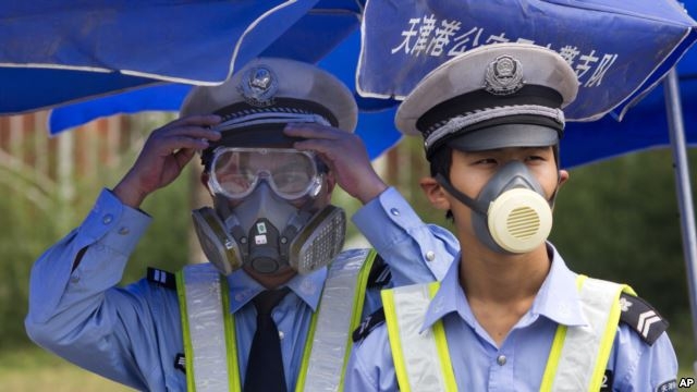 Cina. A Tianjin le vittime salgono a 112. Censurati siti web