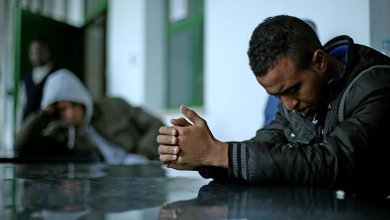 L’Europa “collaborativa” ci restituisce oltre 12 mila migranti. Italia sempre più sola