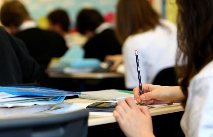 La scuola è un lusso per pochi. Nuova stangata per le famiglie