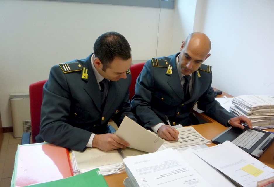 Specializzati in bancarotta. Gdf sgomina sodalizio criminale