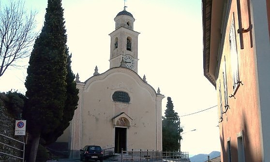 Immigrazione. Il vescovo attacca il parroco che non vuole migranti